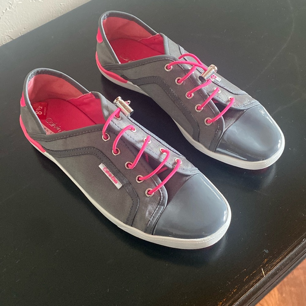 Calvin Klein Women's Nia Sport Nylon Patent Suede Fashion Sneaker